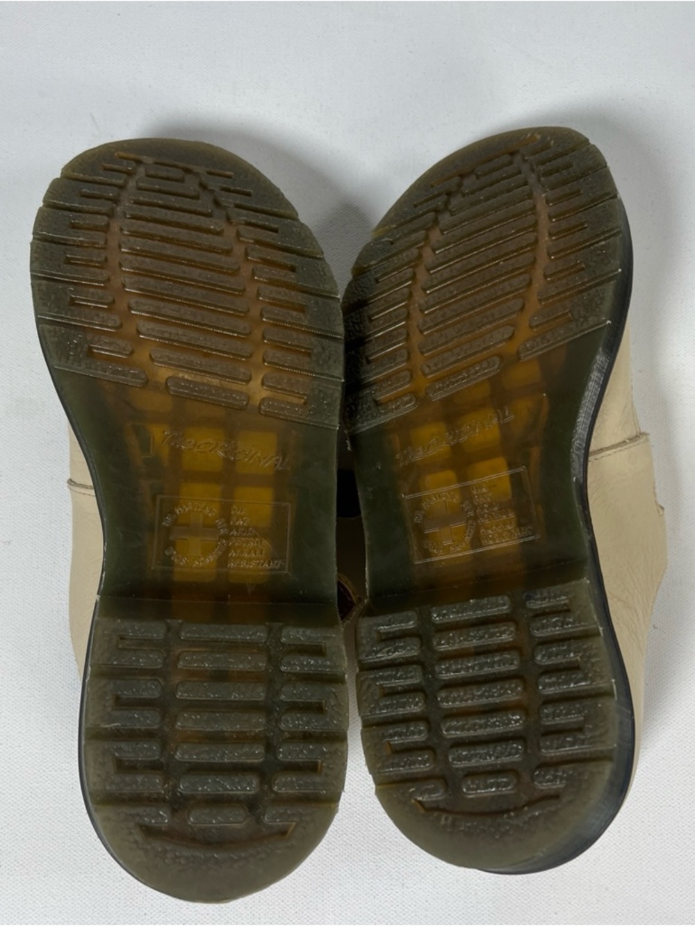 SOLD Dr. Martens Mary Jane 8065 Shoes Leather Buckle Flats Perforated Beige Wome - Picture 14 of 16
